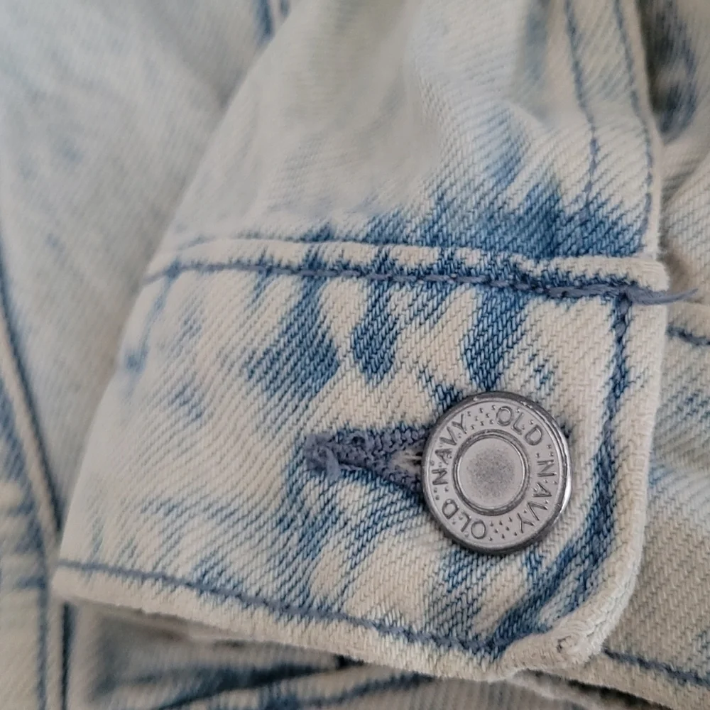 Children light wash Jean Jacket  size Large 10-12